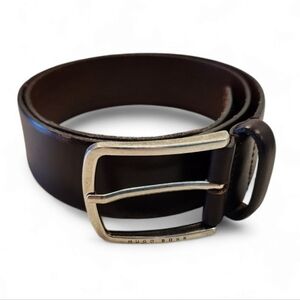 Hugo Boss vintage cow leather belt